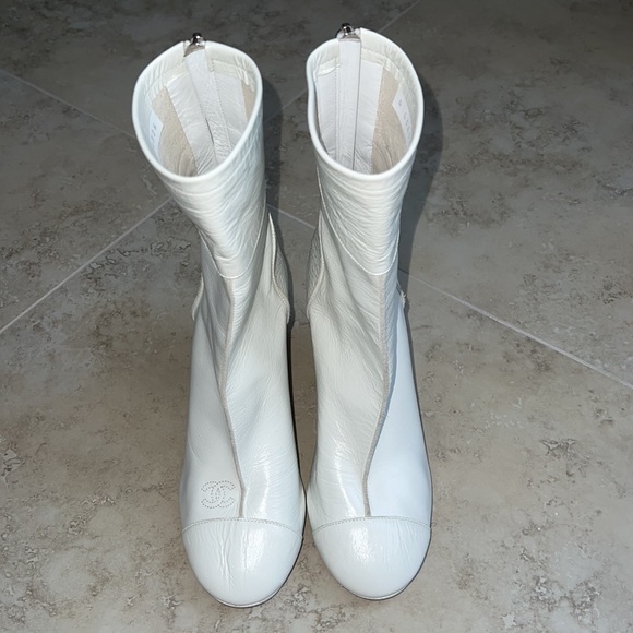 CHANEL 2020 interlocking CC Logo Sock boots - Picture 8 of 13